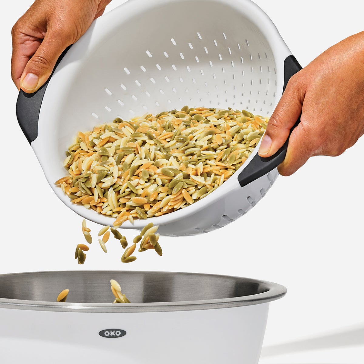 OXO Good Grips 3 Qt./ 2.7 Ltr. Plastic Colander - Kellogg Supply